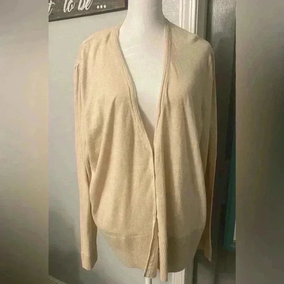 Lane Bryant V neck button up sweater cardigan in beige Women’s size 22/24w - Picture 1 of 7